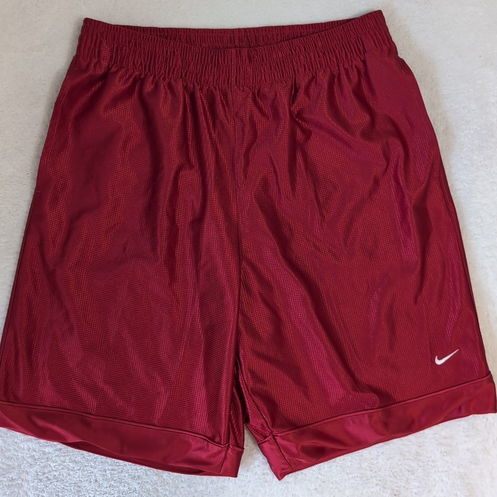 Nike Basketball Shorts Mens 31x9.5" L Red Pre Owned 00s Swoosh Mesh Hoops Baggy